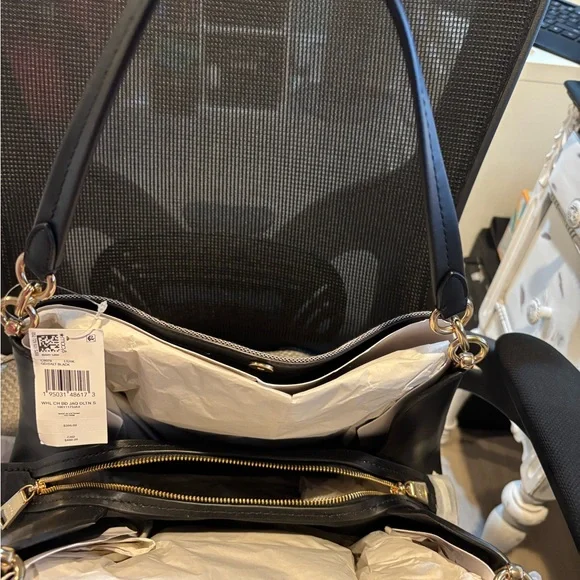 Coach Dalton Bag 31 with Coach Badge - Picture 6 of 15